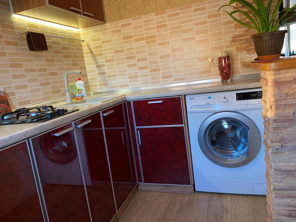 New Apartments With Panoramic Views On Avenue Nauky Kharkiv Bagian luar foto