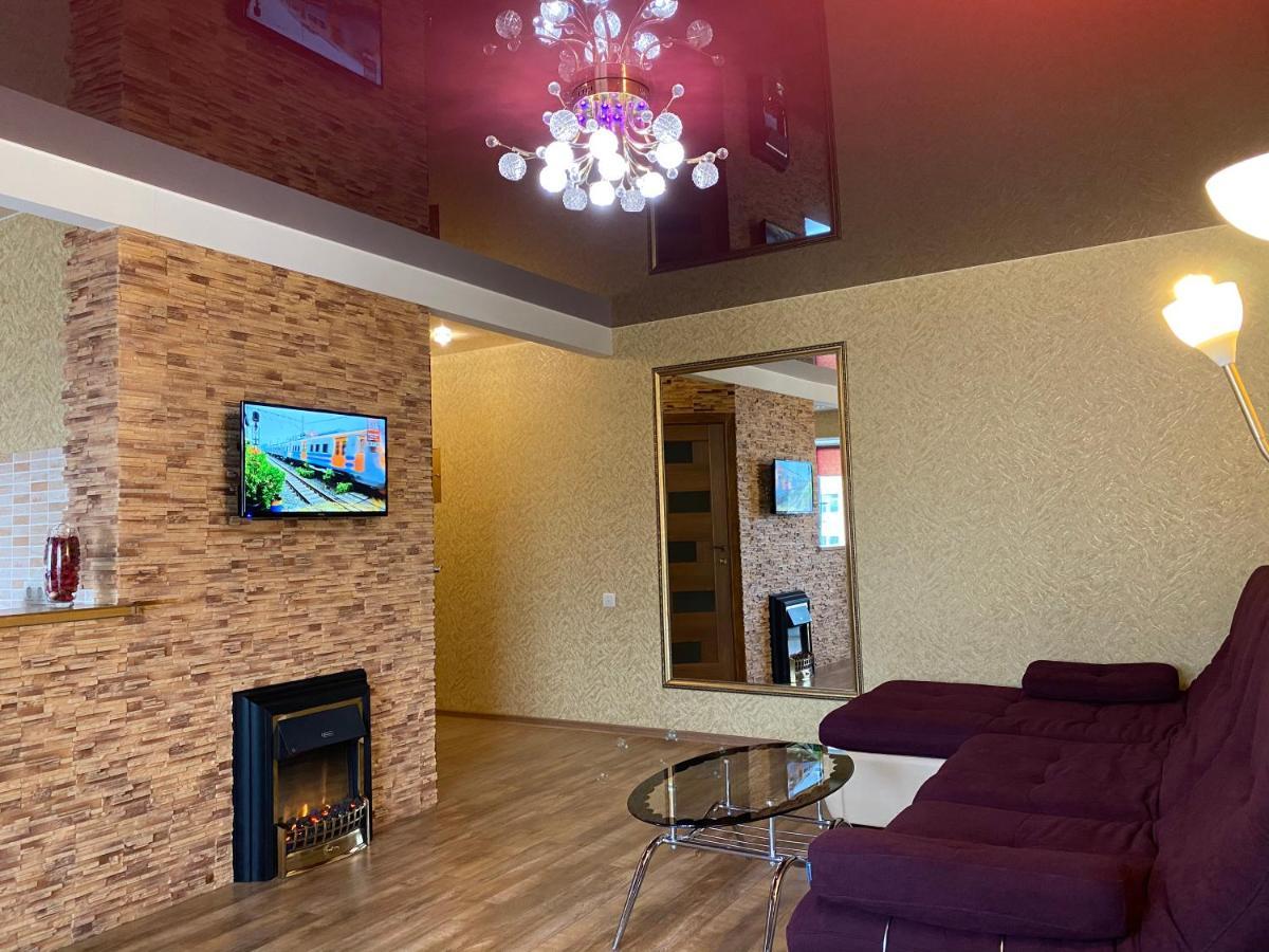New Apartments With Panoramic Views On Avenue Nauky Kharkiv Bagian luar foto