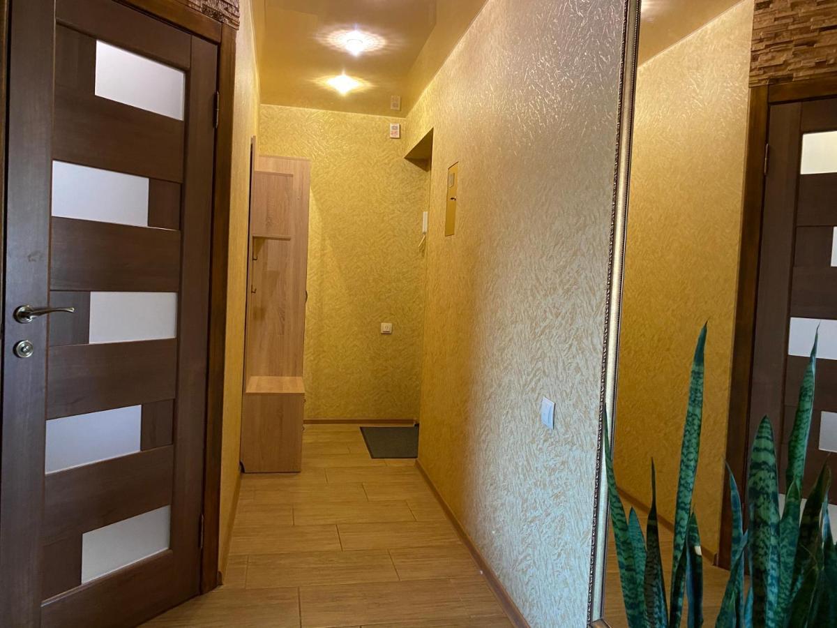 New Apartments With Panoramic Views On Avenue Nauky Kharkiv Bagian luar foto
