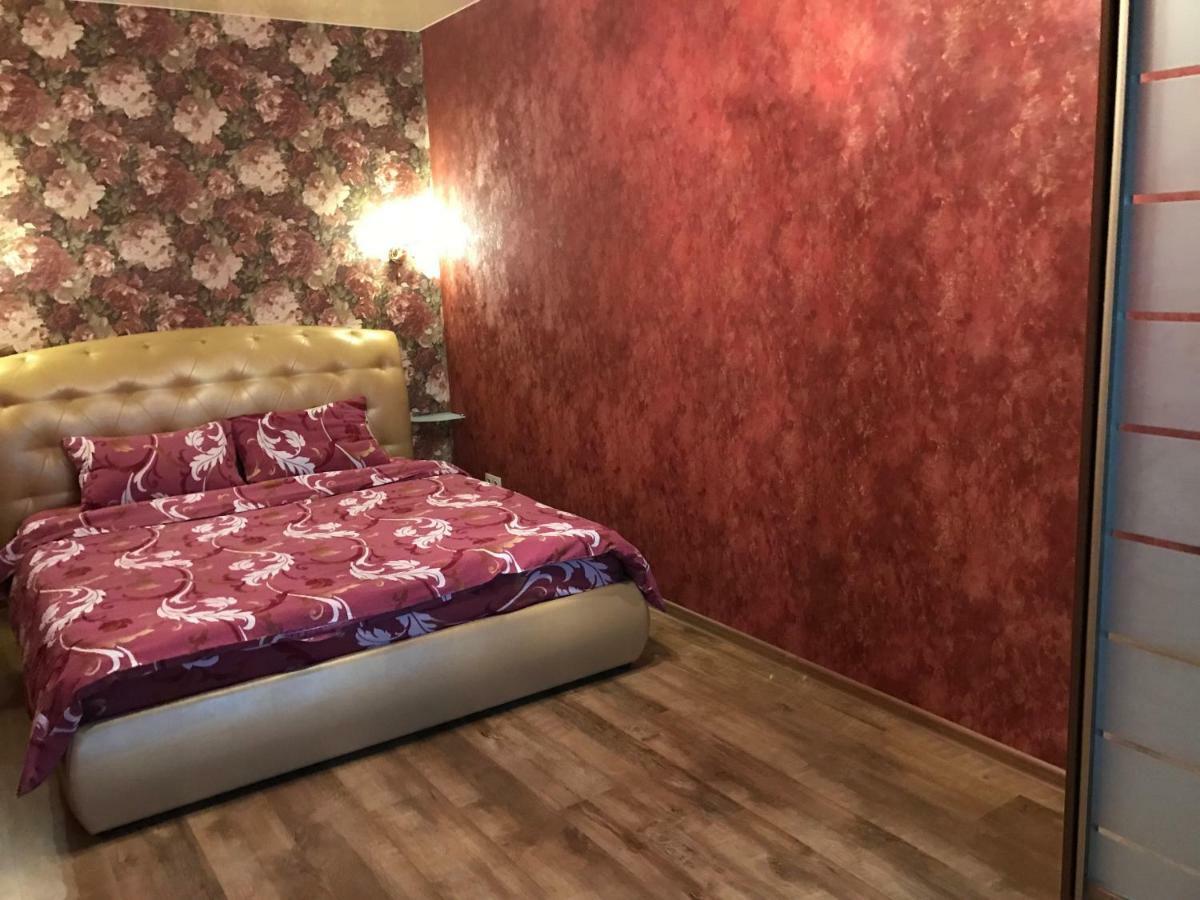 New Apartments With Panoramic Views On Avenue Nauky Kharkiv Bagian luar foto
