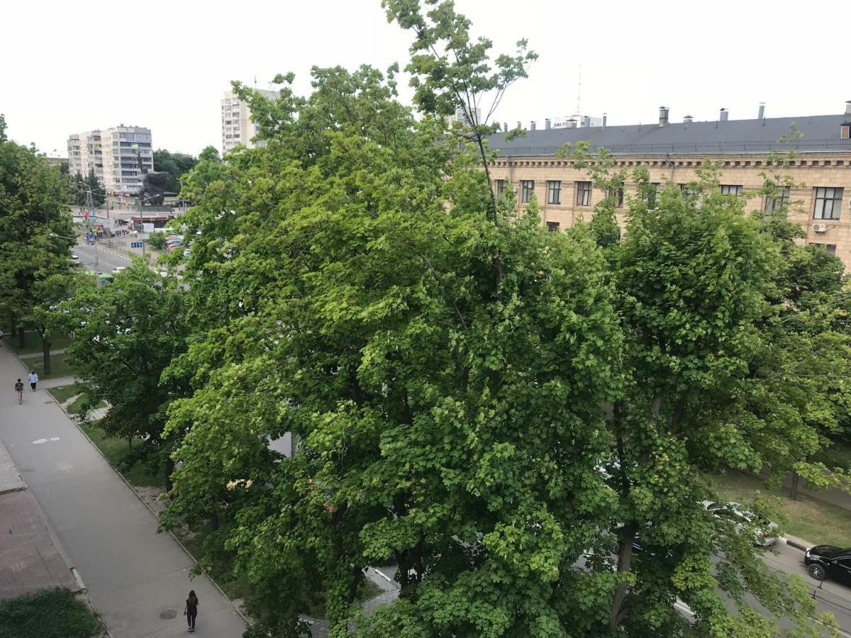 New Apartments With Panoramic Views On Avenue Nauky Kharkiv Bagian luar foto