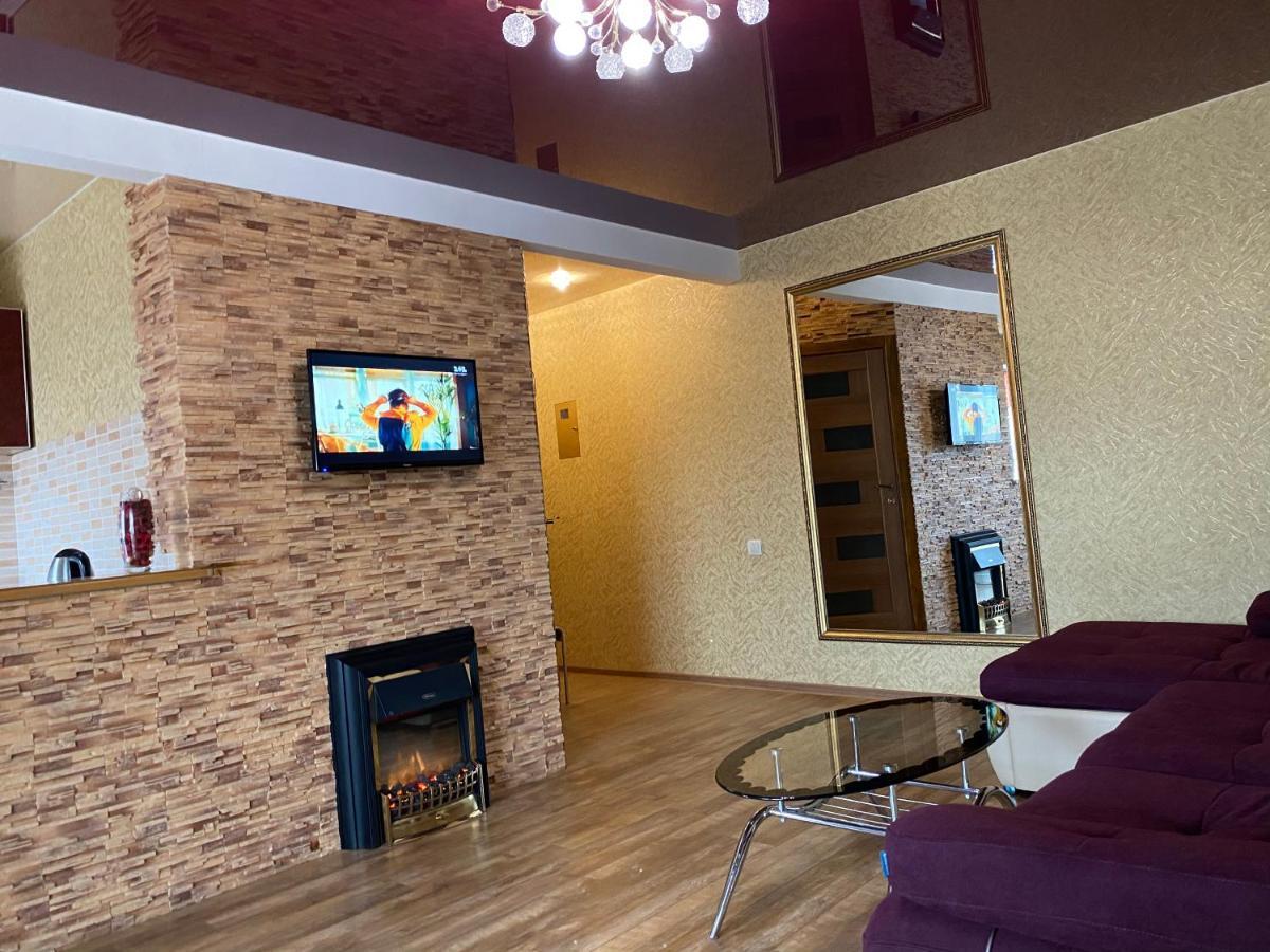 New Apartments With Panoramic Views On Avenue Nauky Kharkiv Bagian luar foto